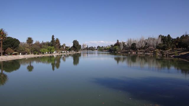 Parque San Martin - lago artificial.