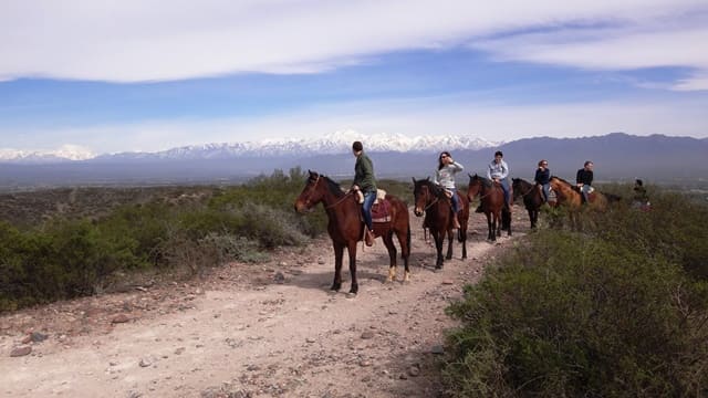 Passeio a cavalo em Mendoza, Argentina.