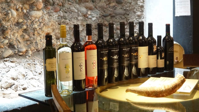 Degustação de vinhos na Bodegas Krontiras.