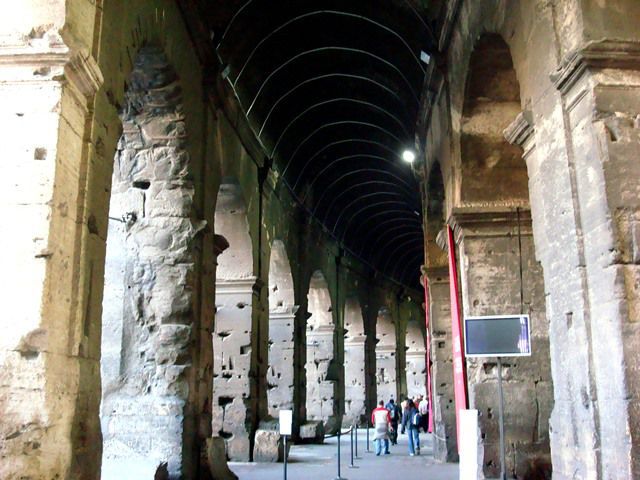 Coliseu de Roma - corredor externo