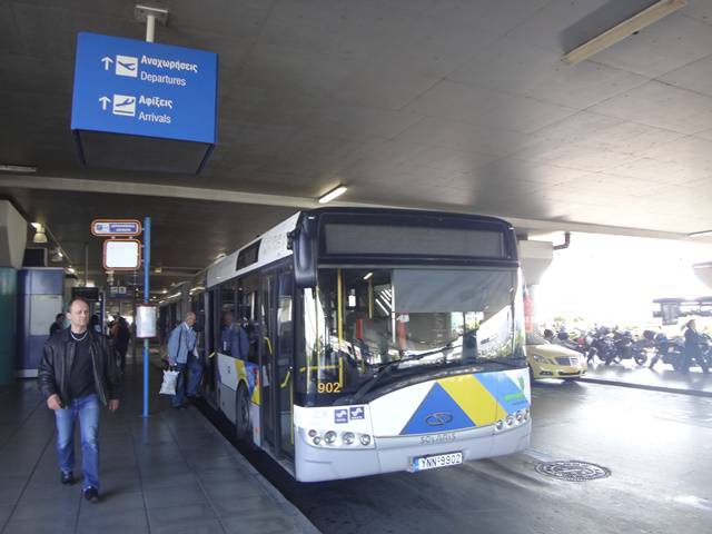 Ônibus X95 - do aeroporto ao centro de Atenas.