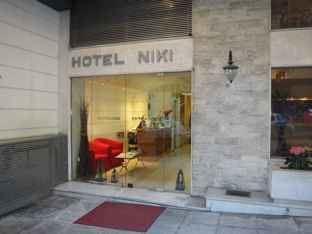 Niki Athens Hotel, na Rua Niki, 27.