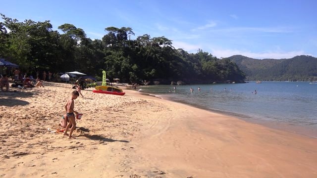 Praia de Santa Rita, em Ubatuba/SP.