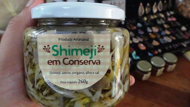 Shimeji em conserva.