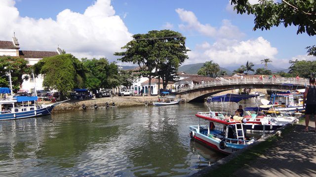 Rio Perequê Açu.