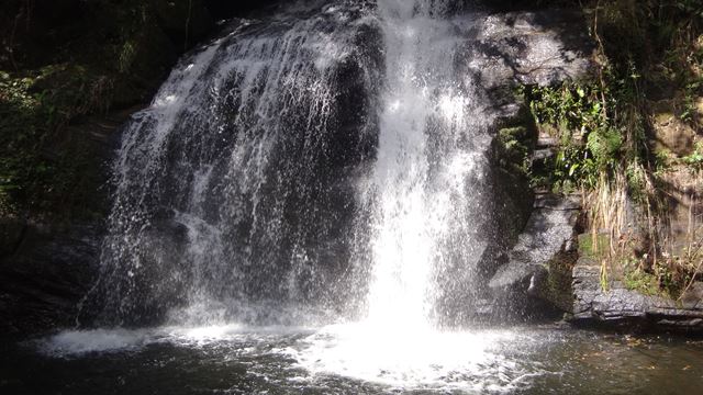 Primeira cachoeira da trilha.