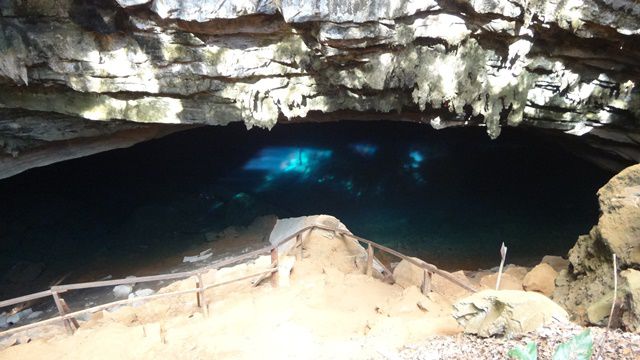 Gruta Azul, na Fazenda Pratinha, Chapada Diamantina.