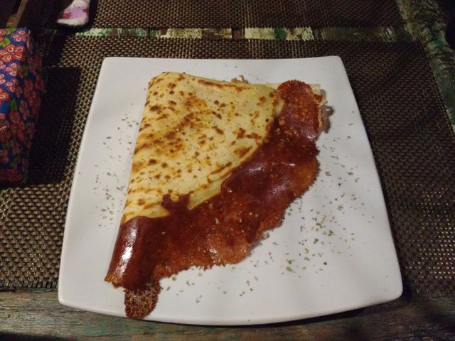 Jantar: crepe no restaurante Café do Mato.