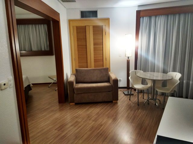 Nosso quarto no hotel Bristol Brasil 500, em Curitiba/PR.