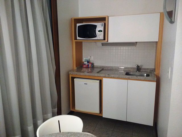 Nosso quarto no hotel Bristol Brasil 500, em Curitiba/PR.