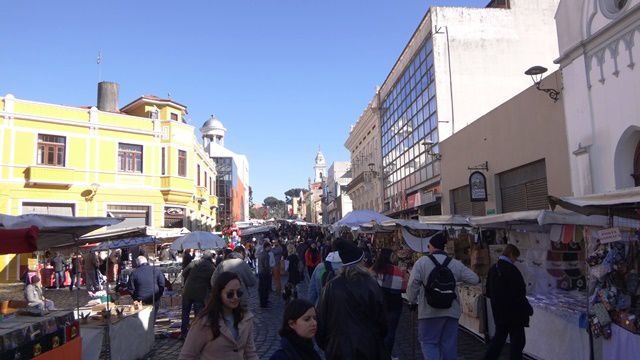 Feira do Largo da Ordem em Curitiba/PR.