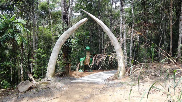Jardim dos Pinhais Eco Parque - trilha dos dinossauros