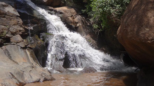 Cachoeira boa para banho