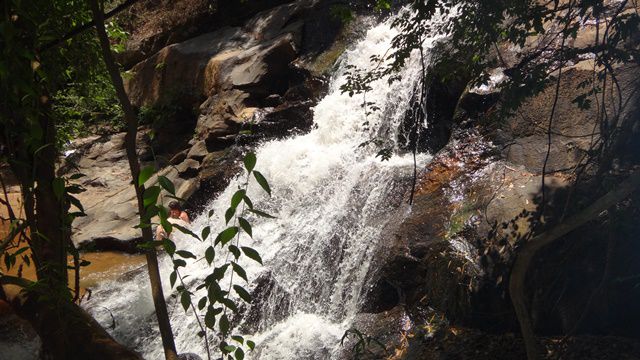 Cachoeira boa para banho