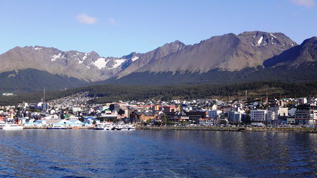 Ushuaia vista pelo Canal Beagle