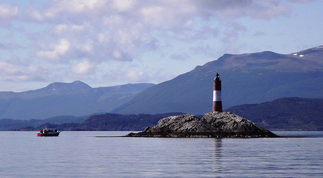 Farol Les Éclaireurs, Baia de Ushuaia