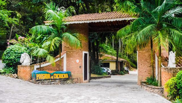 Entrada da Pousada da Cachoeira