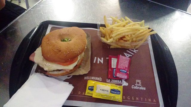 Lanchinho no aeroporto de El Calafate