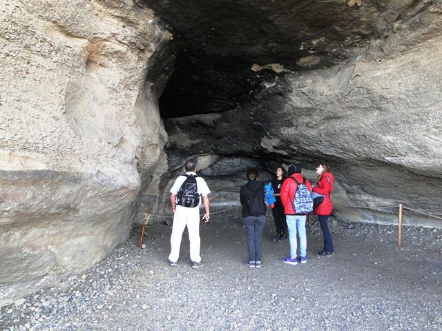 Cavernas com pinturas ruprestes (originais e réplicas)