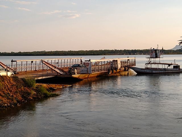 Transporte de balsa ligando o Maranhão ao Tocantins