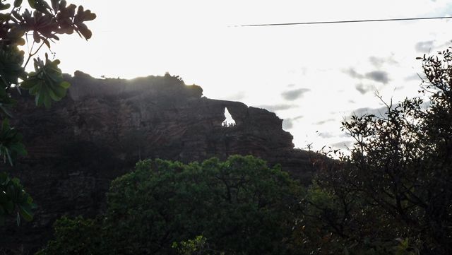 Portal da Chapada visto da rodovia