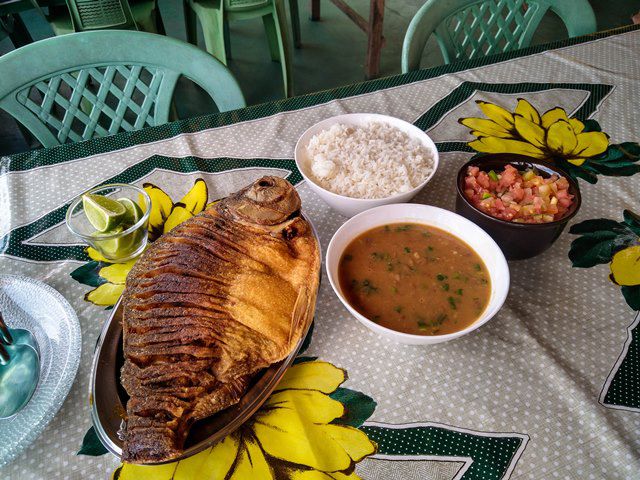 Almoço - Balneário Encontro das Águas - Chapada das Mesas