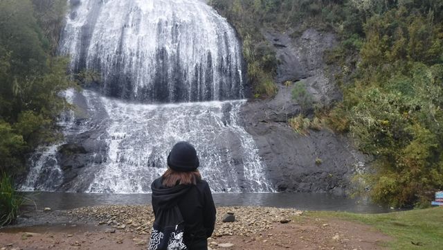 Cachoeira Véu de Noiva - será que estava frio?