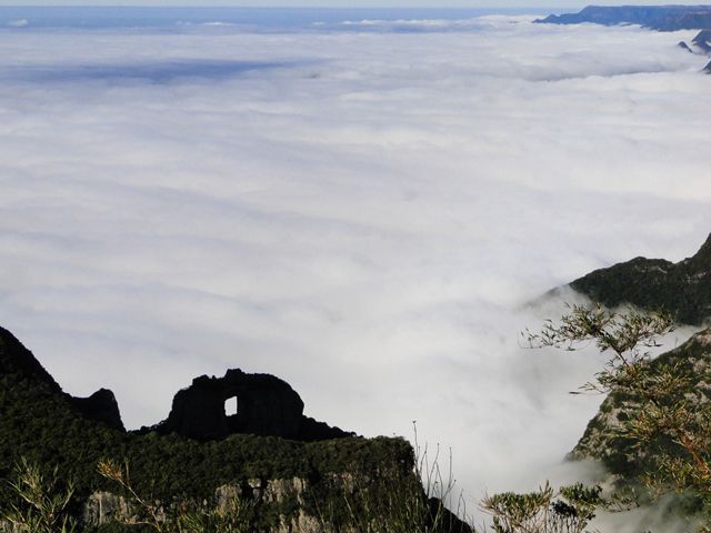 Mar de nuvens visto do Morro da Igreja, em Urubici