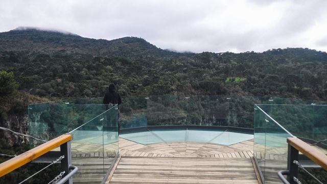Mirante de vidro da Cachoeira Papuã