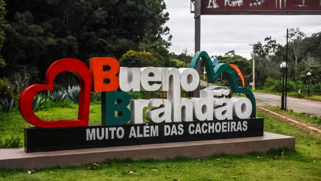 Portal de Bueno Brandão