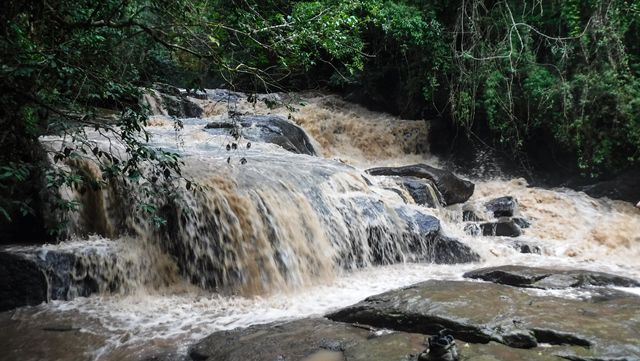 A trilha termina nesta pequena cachoeira