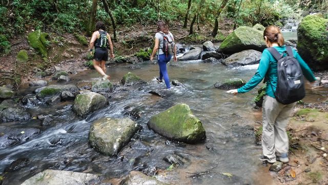 Trilha das 7 Quedas - obstáculos naturais