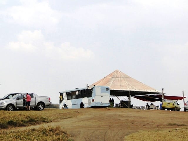 Bar/lanchonete no ônibus, no Morro do Fogão