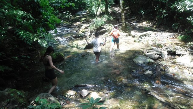Trilha do Jacaré, até a Cachoeira do Meu Deus
