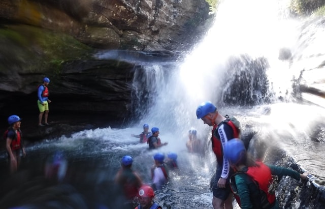 Curtindo a Cachoeira das Andorinhas, em Jaguariaíva/PR