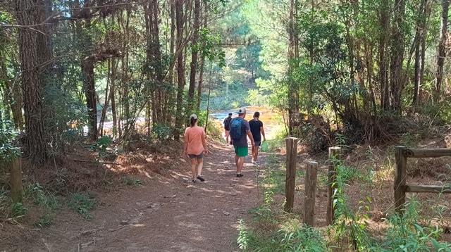 Caminhada leve até o Rio Butiá