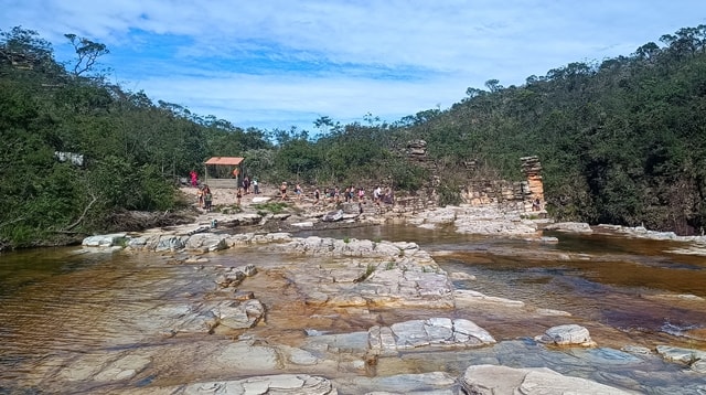 Seguindo pelo rio chegaremos na Cachoeira da Capivara