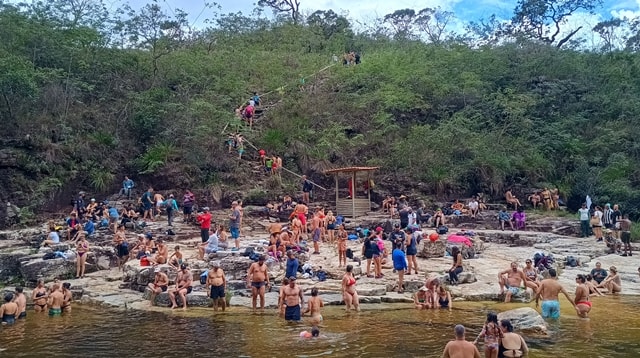 Escada de acesso ao Mirante e Poço dos Desejos