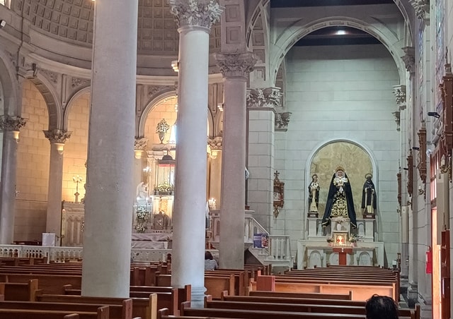 Parroquia La Virgen Milagrosa