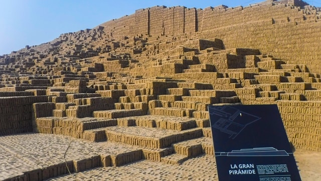 Sítio Arqueológico Pucllana - Pirâmide