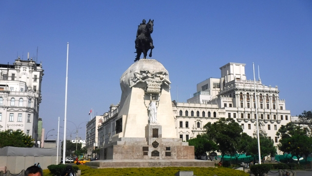 Praça José de San Martin