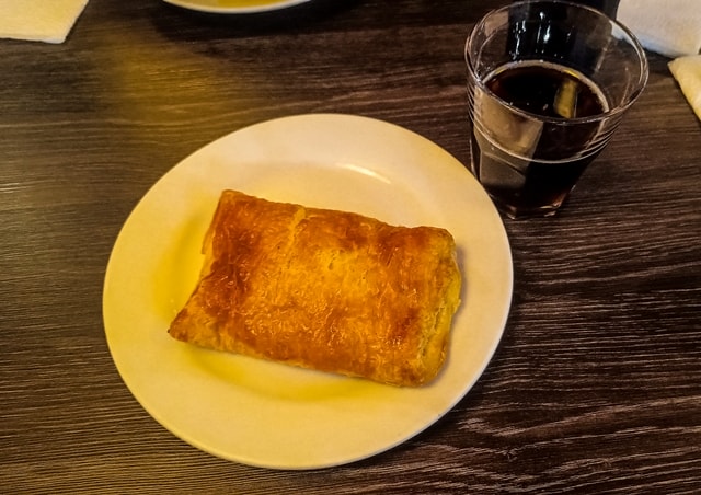 Empanada limenha