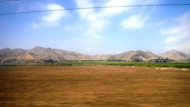 Paisagem na estrada de Lima para Huaraz