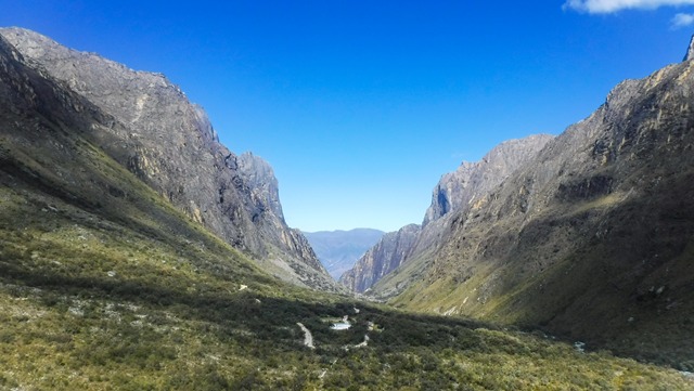 Arredores da Laguna Paron