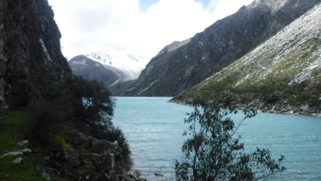 Laguna Paron.