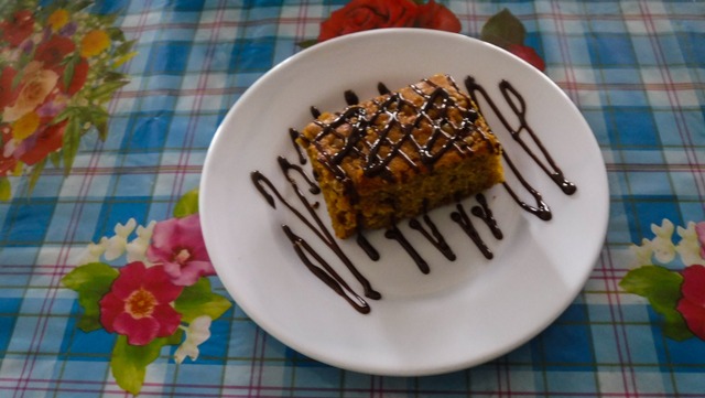 Almoço na margem da Laguna Paron