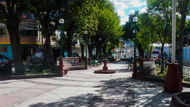 Boulevard em frente da Igreja de São Francisco